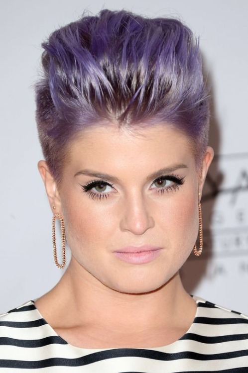 jadethemerman:  boy2006:  I understand  Bless her heart 