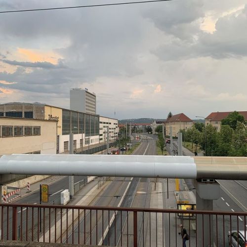 Auf zur 3 Nachtschicht für die Woche  (hier: S-Bahn Dresden-Dobritz)www.instagram.com/p/Bynu