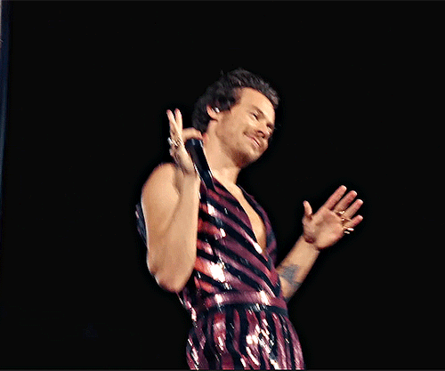 Harrystyles: To The Most Inspiring People I Know. Goodbye For Now. Love On Tour Forever.