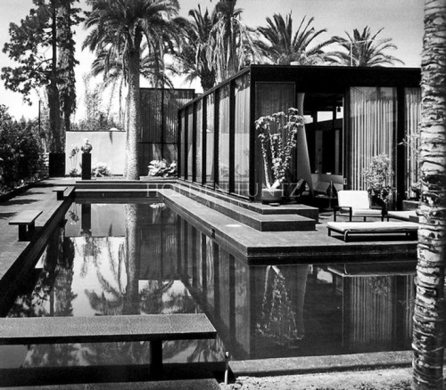 hoscos:  JULIUS SHULMAN, the William Pereira House, Los Angeles, 1960.