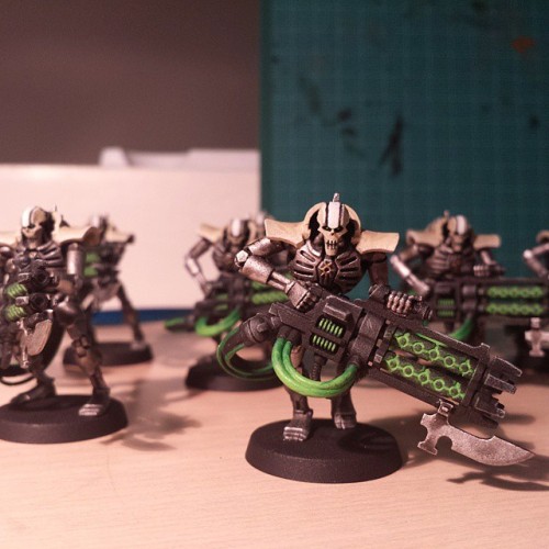 Necrons are rising.. 10 man squad of Necron Immortals armed with Guass Blasters. Haven’t paint