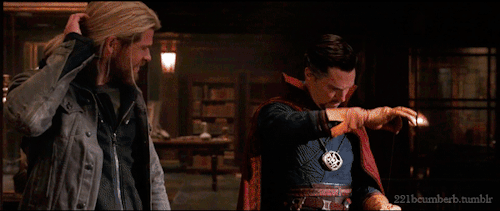 221bcumberb:Stephen Strange in Thor Ragnarok