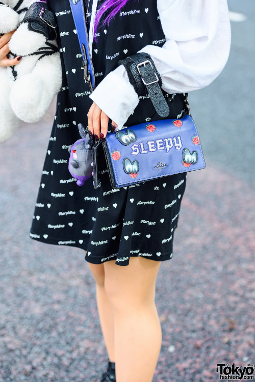 Japanese teens Mahoushozyomiuchan and Kyoppe on the street in Harajuku wearing dark fashion by Never