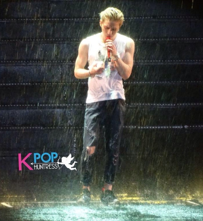 ilovekimjaejoong:  30/8/2014 in vietnam (4) 