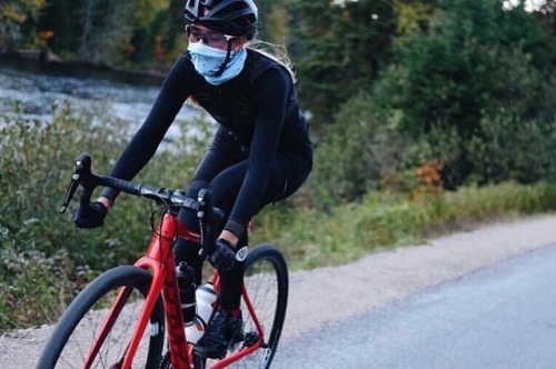 collectifparleecycles: Rare sight of the red bike bandit. #collectifparlee #patiosurf #ridelikeagirl