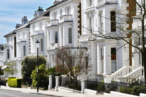 sometimeslondon: White houses Kensington