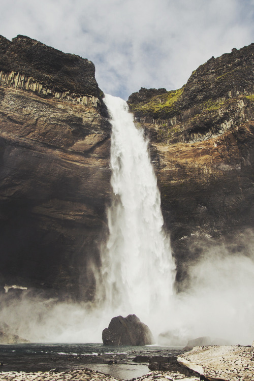 mstrkrftz:  Háifoss by Julien Ratel ( Júllí Jónsson )