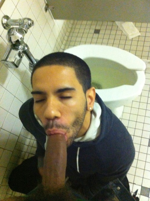 itsbrucejackson:  Young Bruce sucking dick years ago in the mall bathroom years ago. Video just posted on my ConnectPal.  www.ConnectPal.com/ItsBruceJackson