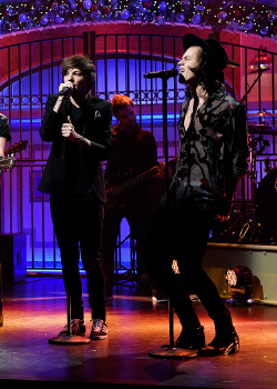 dslakhfdsalkhfsdalhfdsa-deactiv:   Saturday Night Live - December 20th, 2014  