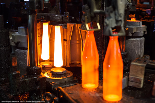 odditiesoflife:Glass Bottle Manufacturing Plant, RussiaThis is the Novosibirsk plant - a company wit