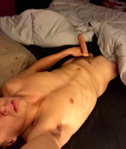 b-boy2:  Nude.  Thanks for following😘