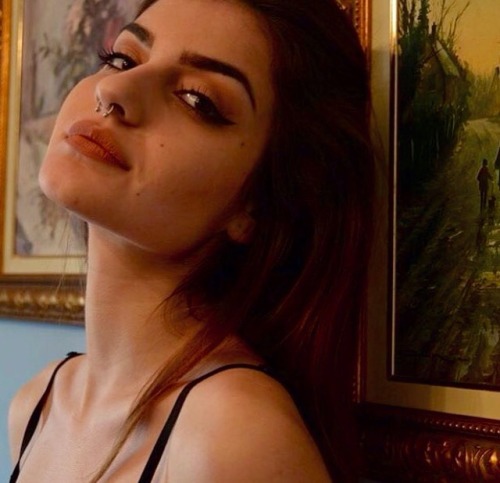 DIABLO EN MUJER