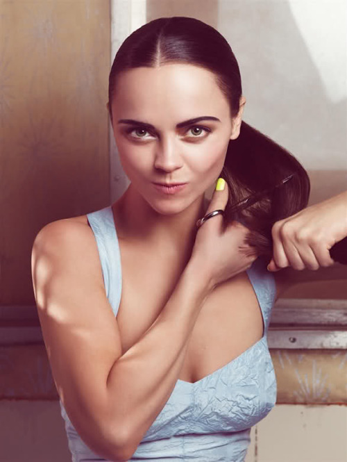 Porn Pics larameeee:  Christina Ricci by Craig McDean