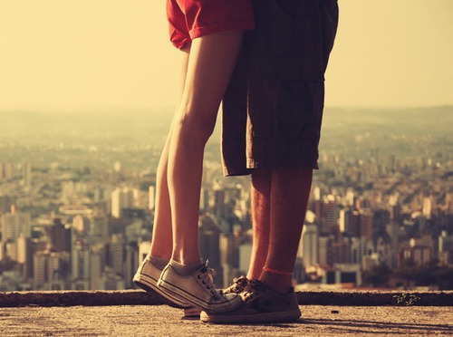 l-oversinlove:  ♥ For the bloggers who love being in love - love, sex, and relationships here ♥