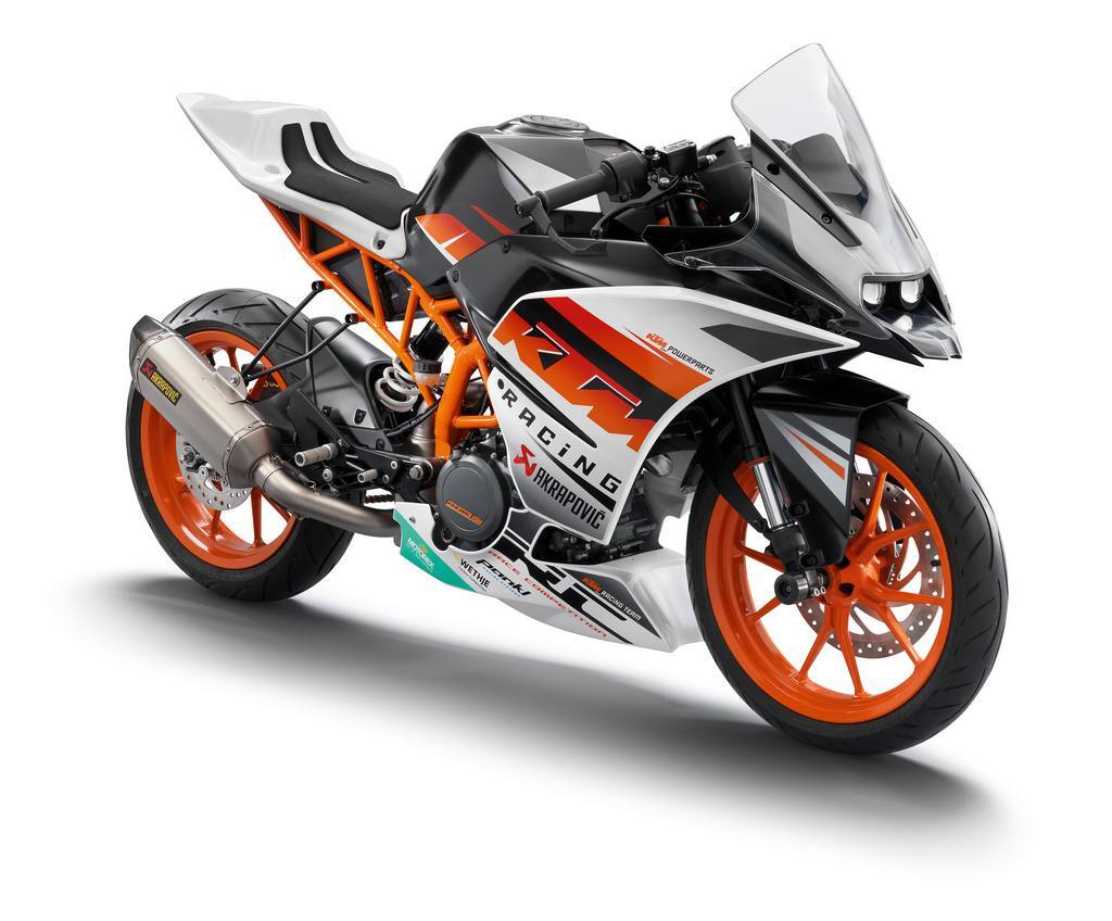 bikesbrewsandbabes:  soulsteer:  2014 KTM RC390  a sportier version of the 390 duke?