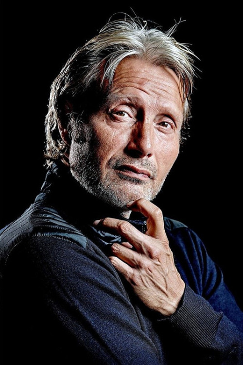 baba-yaga-not-only:Mads Mikkelsen