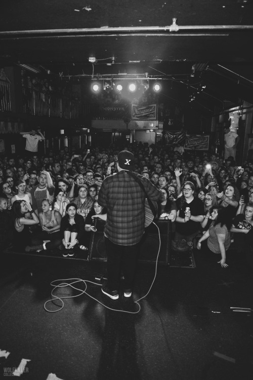 Porn photo wolfkillerco:  Front Porch Step | Worcester,