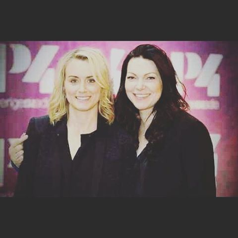 Throwback ❤︎❤︎❤︎ #lauraprepon #taylorschilling #alexvause #piperchapman #vauseman #oitnb #orangeisth