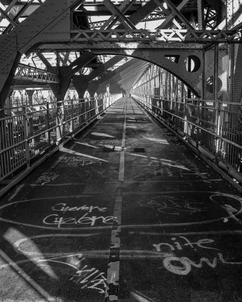 Williamsburg Bridge #newyorkcity #manhattannyc #brooklyn #manhattan #nyc #nyctagged #nyc_uncut #will