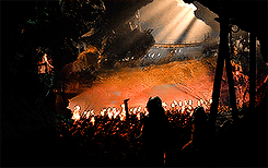 elvenking:  "Faithless is he that says farewell when the road darkens."