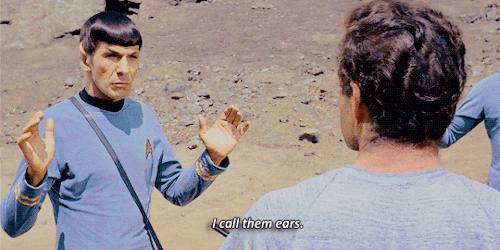 thecygnetcommittee: blueshirtbabe:2.25  “BREAD AND CIRCUSES”  #spock preparing to nerve pinch like “