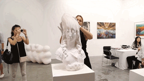 branch-and-root:  canadiaplease:  sosoftpony:  fasterpussycatgifgif:  Paper sculptures by Li Hongbo.  mesmerizing  I’m so confused but I can’t stop looking?!?  Step one, get a block of very fine paper slinky for your medium.  Step two, carve it into