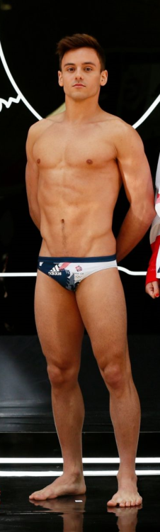 amazingmalenudity:  Tom Daley 