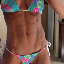 bikinisandmuscles:  More at BikinisAndMuscles.tumblr.com.