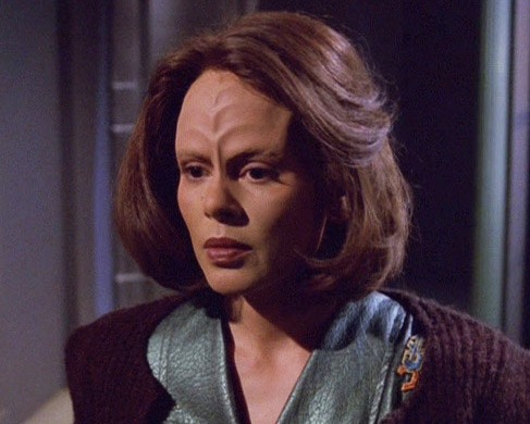 lesbianziyal:favourite b’elanna hairstyles