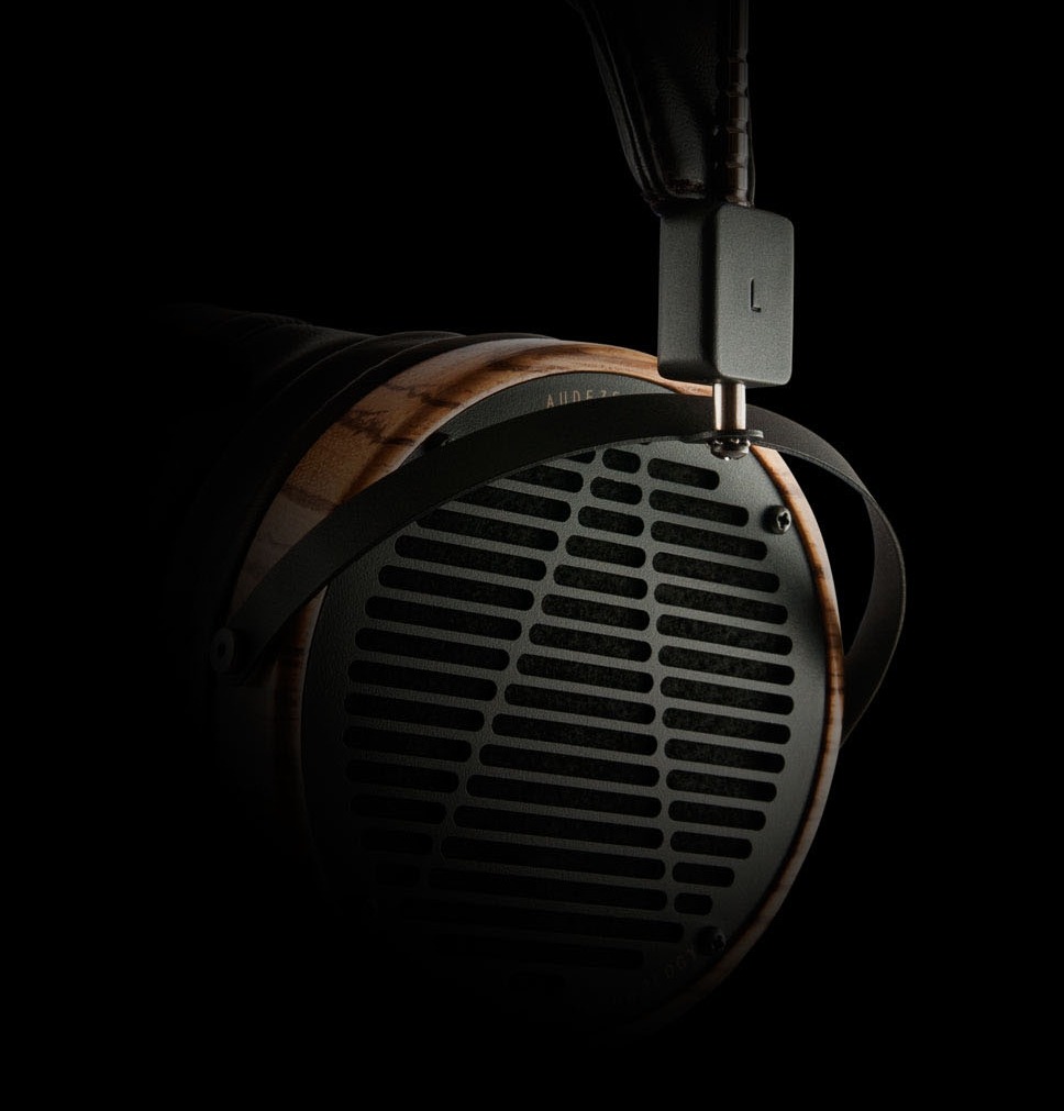 technblog:  Audeze Headphones 