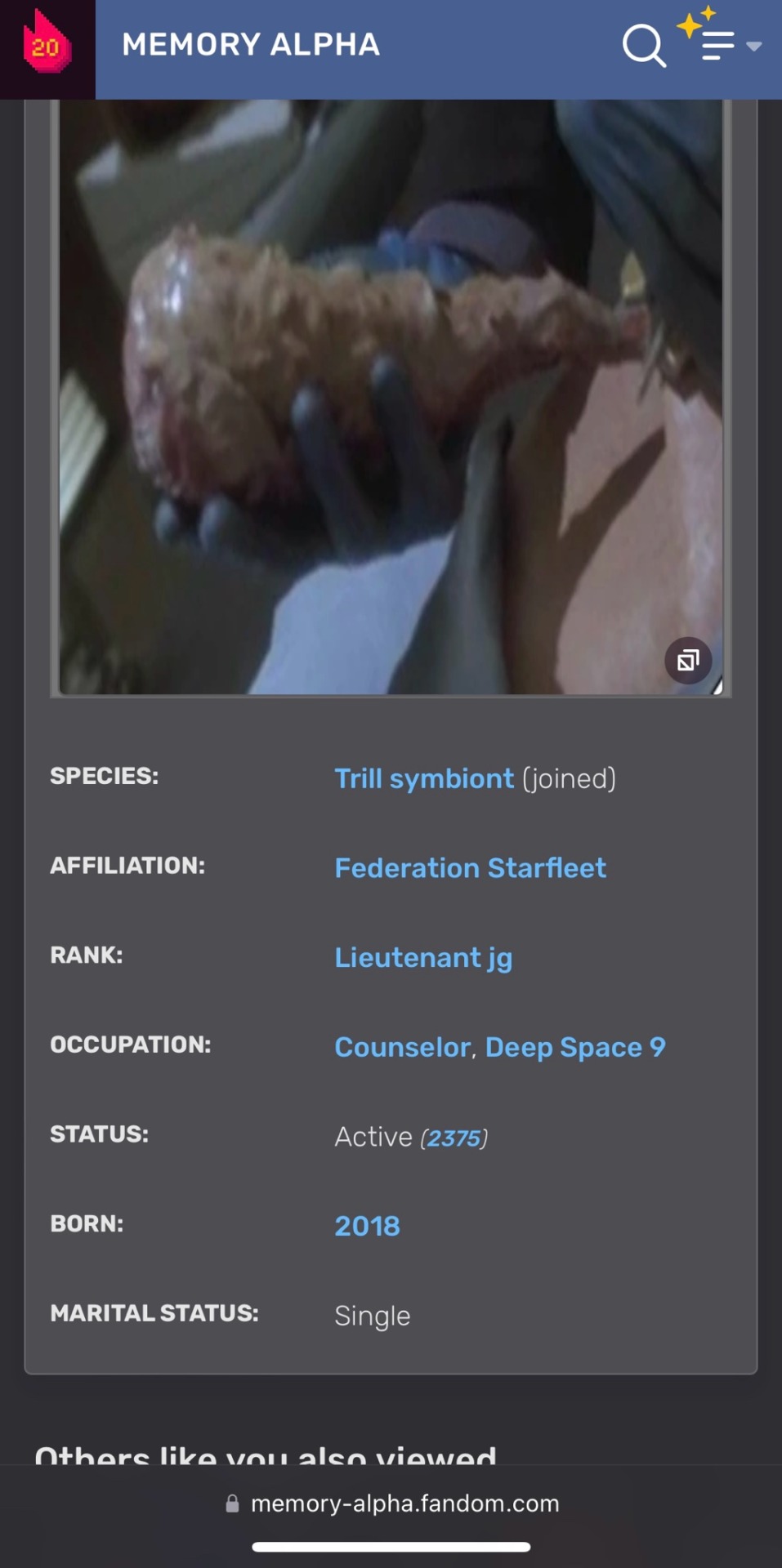 Soooo No Ones Gonna Mention The Dax Symbiont Is Actually Trill Gen Alpha Or..