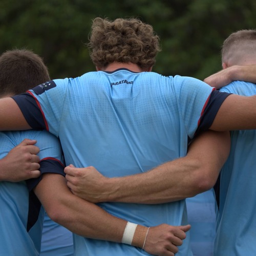 Manly Monday God! I Love Huddles – Brawny, Athletic Men With Their Arms Around Another Man’s W