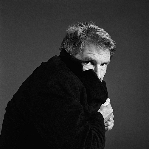 frankohara:deadhpool:Harrison Ford poses for a portrait shoot in New York, USA.whys he cold