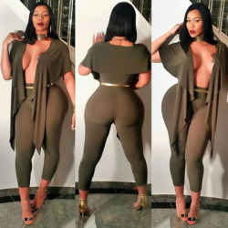 pleasing2theeye:  Triple upsetting… Makes my eyes smile.. A LOT ;)  DEELISHIS!