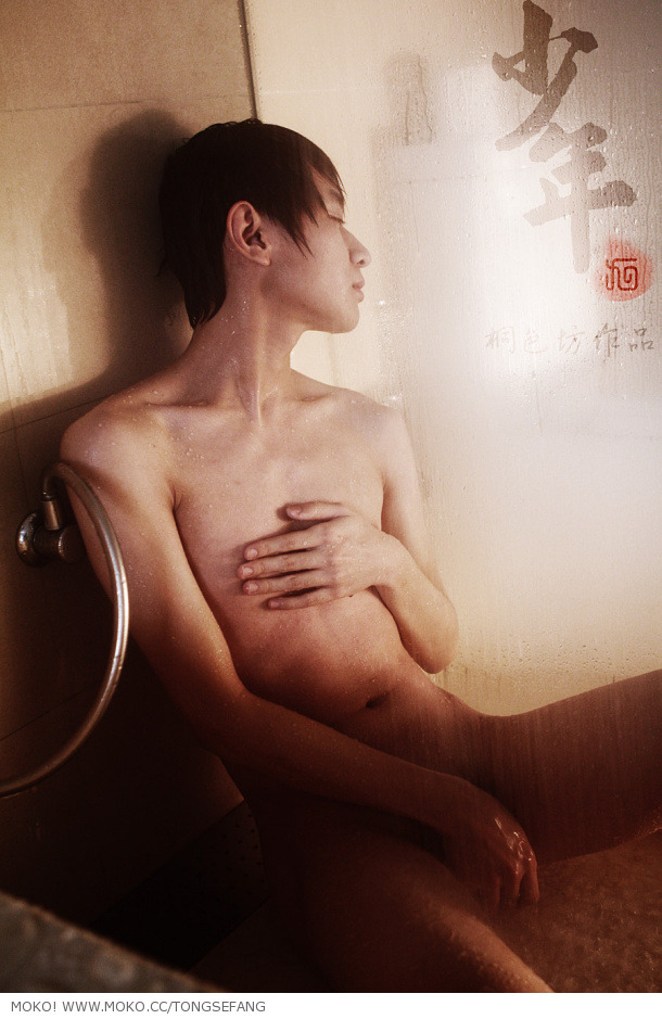 east-asia-guys:  More at http://east-asia-gays.tumblr.com/ 