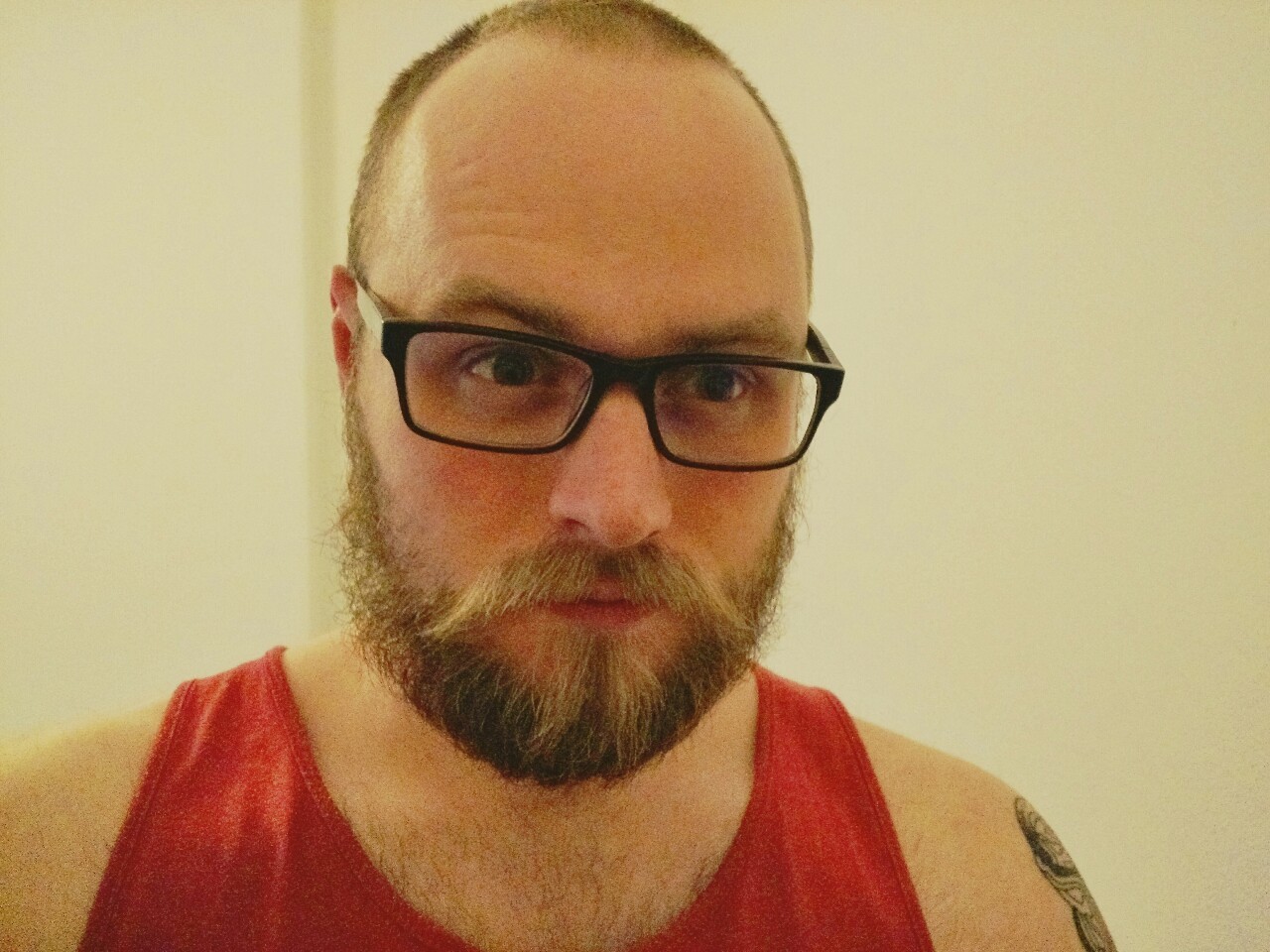 legoshoes:  New glasses. The library is open.