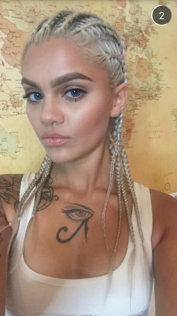 ralphe30:  Amina Blue