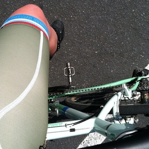 jennlevo: Multitasking Monday. #raphaprestige recovery ride on the #speedvagen to my house to pick u