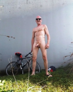 love2bnaked2:  jaybee1959:  Under the bridge. Ready for naked bike ride  My kind of man!