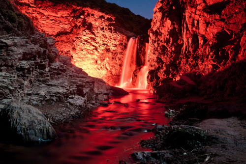 scienceisbeauty:  Long Exposure Neon Waterfalls: “Like a freak midnight rainbow, this ongoing series of lit waterfalls titled Neon Luminance is part of a collaboration between Sean Lenz and Kristoffer Abildgaard over at From the Lenz. The duo dropped