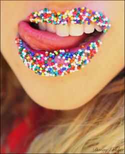 babygirlssweetsurrender:  Lips so sweet….like candy.