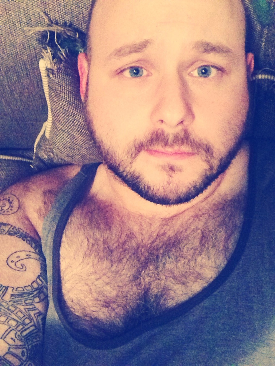 nearfantastica00:  ruthlessbaderginsburg:  Had a long ass day. Stop by and say hi!
