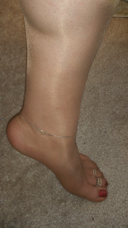 My pretty feet in pantyhose, toerings, new polish and sexy open toe heels! xxx