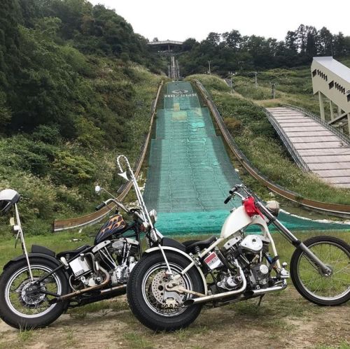 今日は雨降り前に #野沢温泉シャンツェ までチョイ乗り^o^ #harleydavidson #shovelhead #shovel #shovelheadsforever #shovelheads 