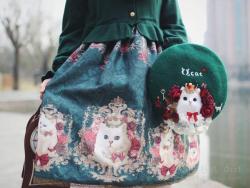 my-lolita-dress:    Perfect beret to match your cat theme Lolita outfits #CatThemeLolita   