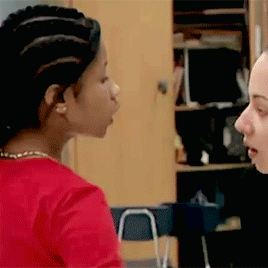 nickiminajweb:  Nicki Minaj x Acting classes at high school 