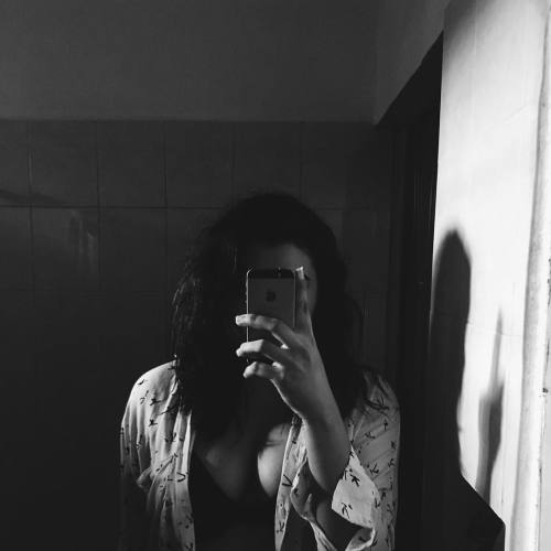 minegritaaa:  Words are meaningless and forgettable. 🌹🥀🗡