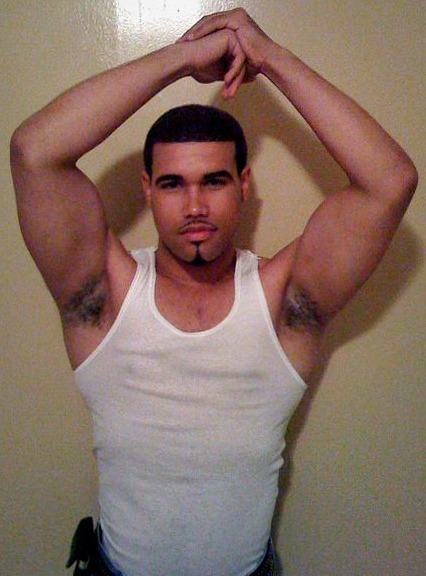 XXX sugabear42:  Nice upper body photo