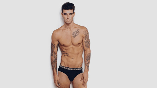 maledesktopwallpapers:  Cameron Michael Smith
