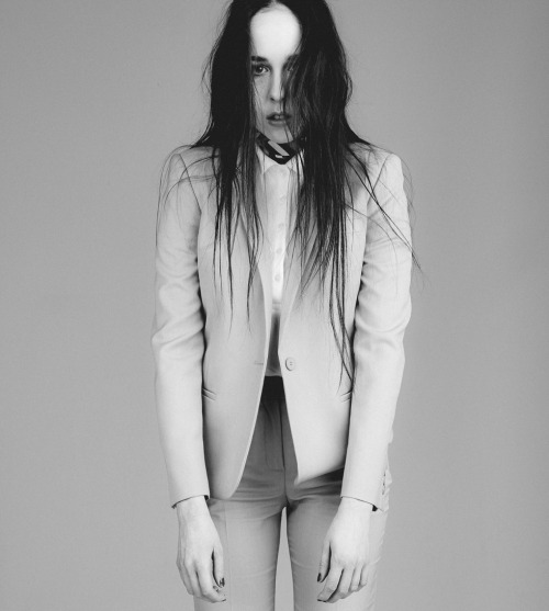 alliexworld:  Allie X on Anatomy, Vulnerability and the Internet